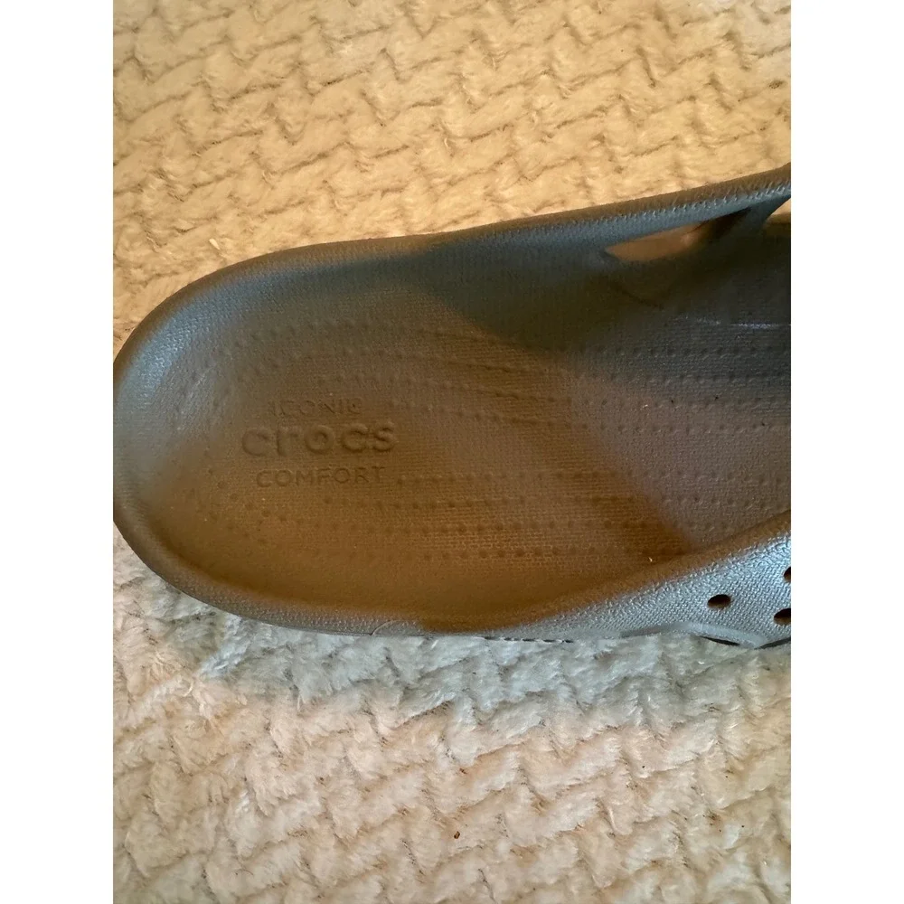 Crocs Baya Flip Flops Mens 11 Khaki Tan Iconic Comfort Sandals 205393